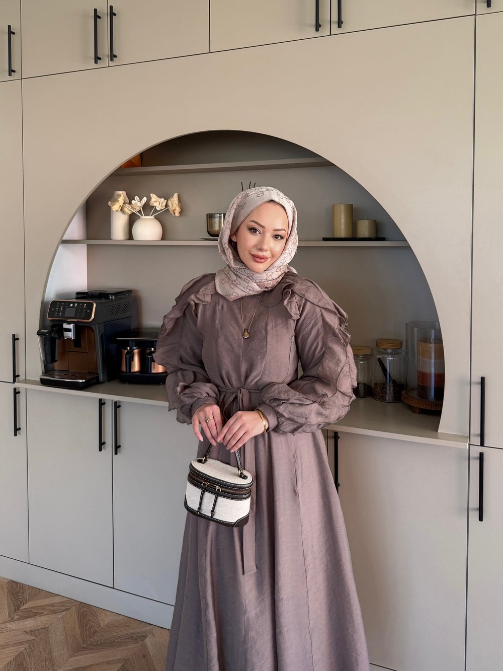 Nura Fırfır Detaylı Elbise Vizon (4481)