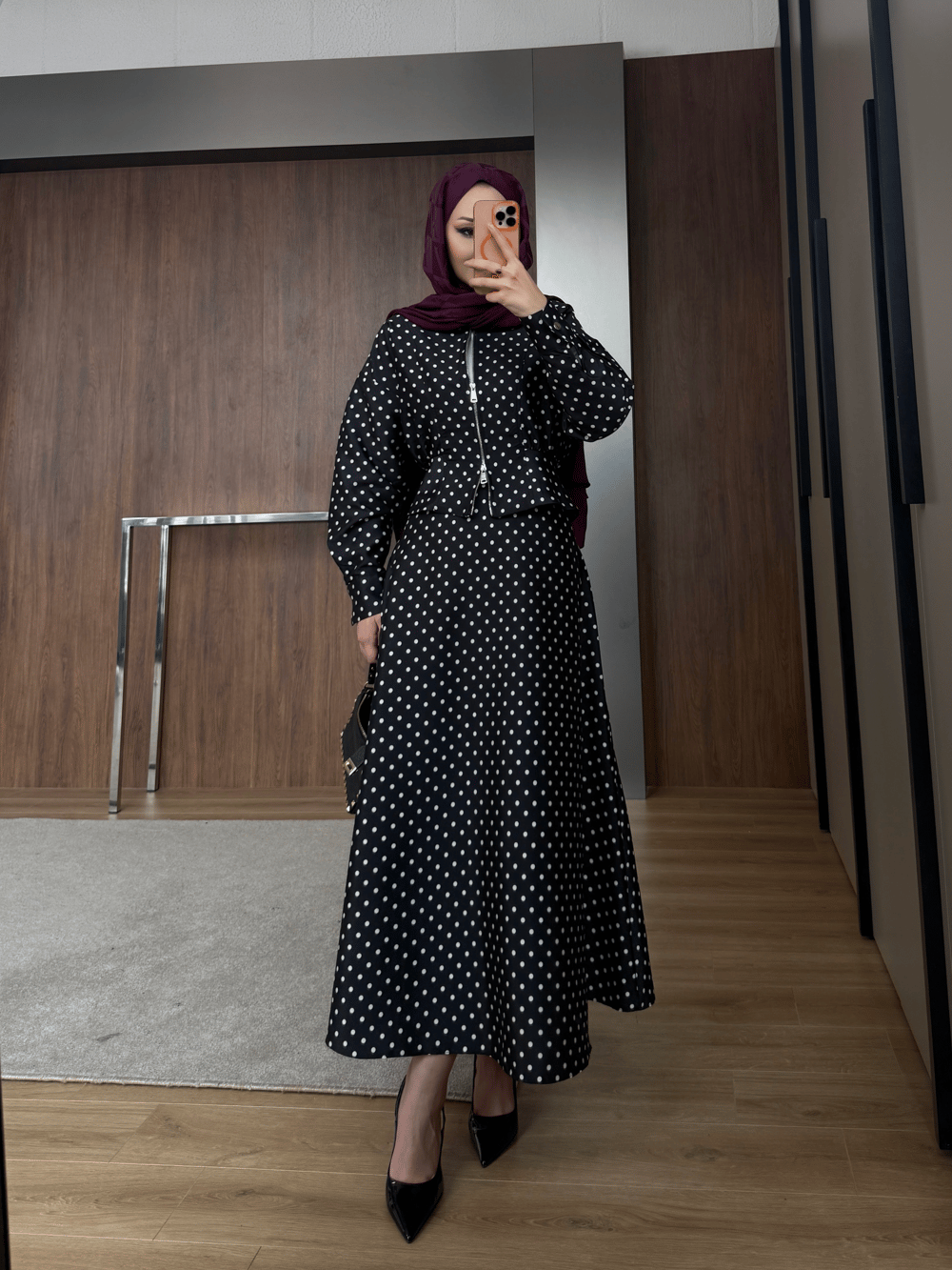 Olga Puantiyeli Ceketli Etekli Takım Siyah (4428)