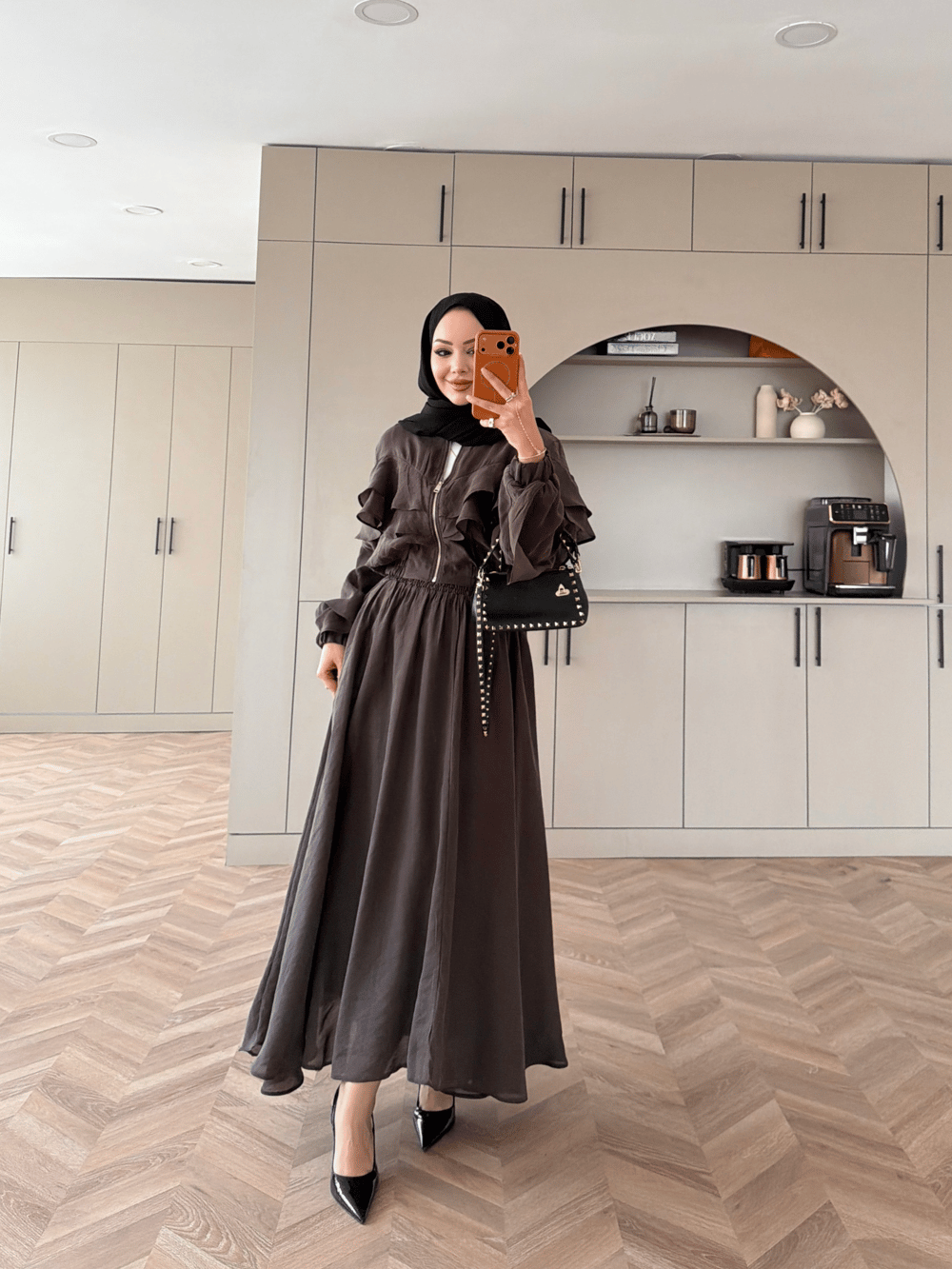 Roxanne Fırfırlı Ceketli Etekli Takım Kahve (2021)