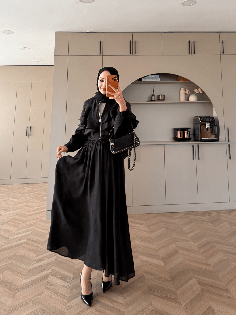 Roxanne Fırfırlı Ceketli Etekli Takım Siyah (2021)