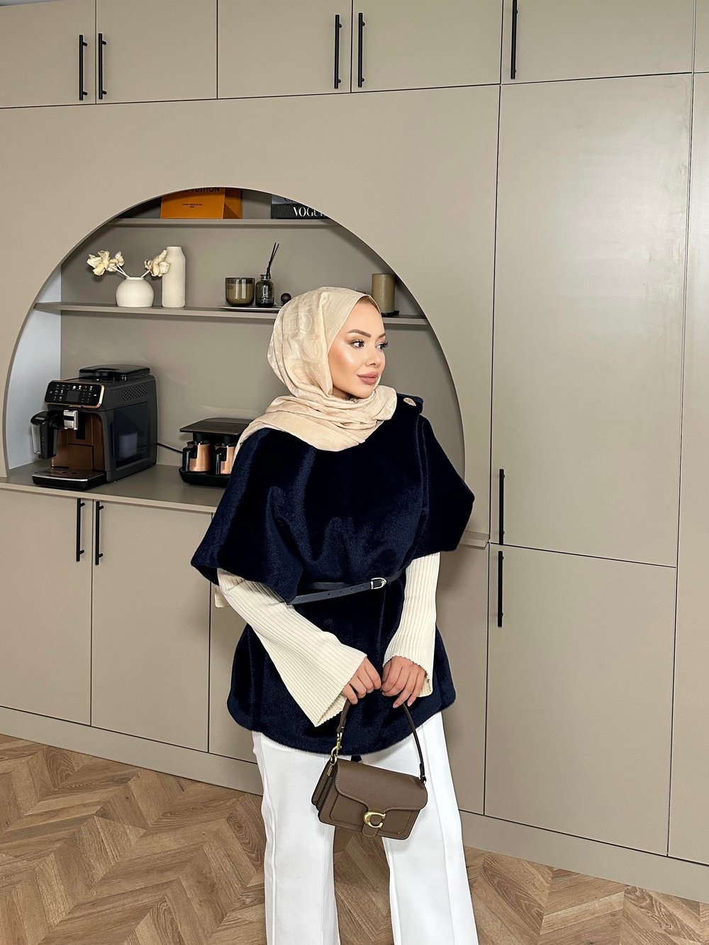 Şal Detaylı Kaban Lacivert