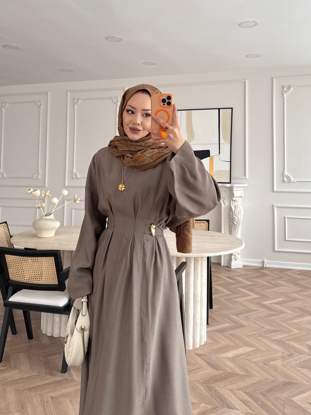 Vasilisa Broş Detaylı Keten Elbise Vizon (1079)