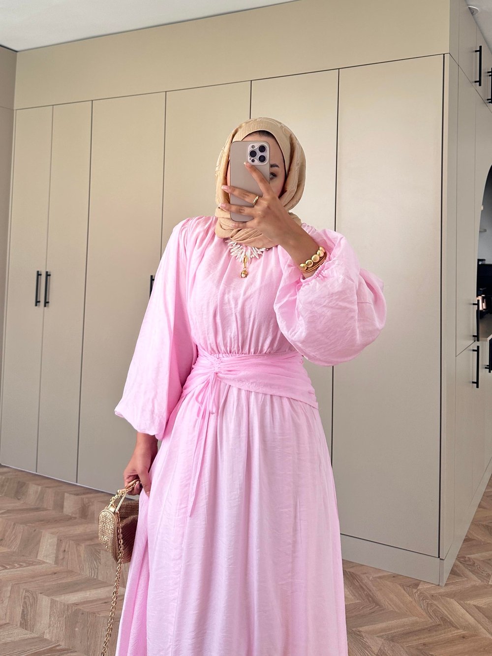 Zeren Elbise Pembe