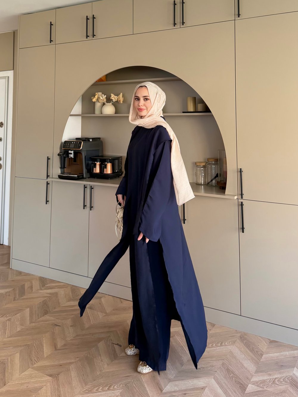 Zyra Omuz Şallı Yırtmaçlı Takım Lacivert (2361)