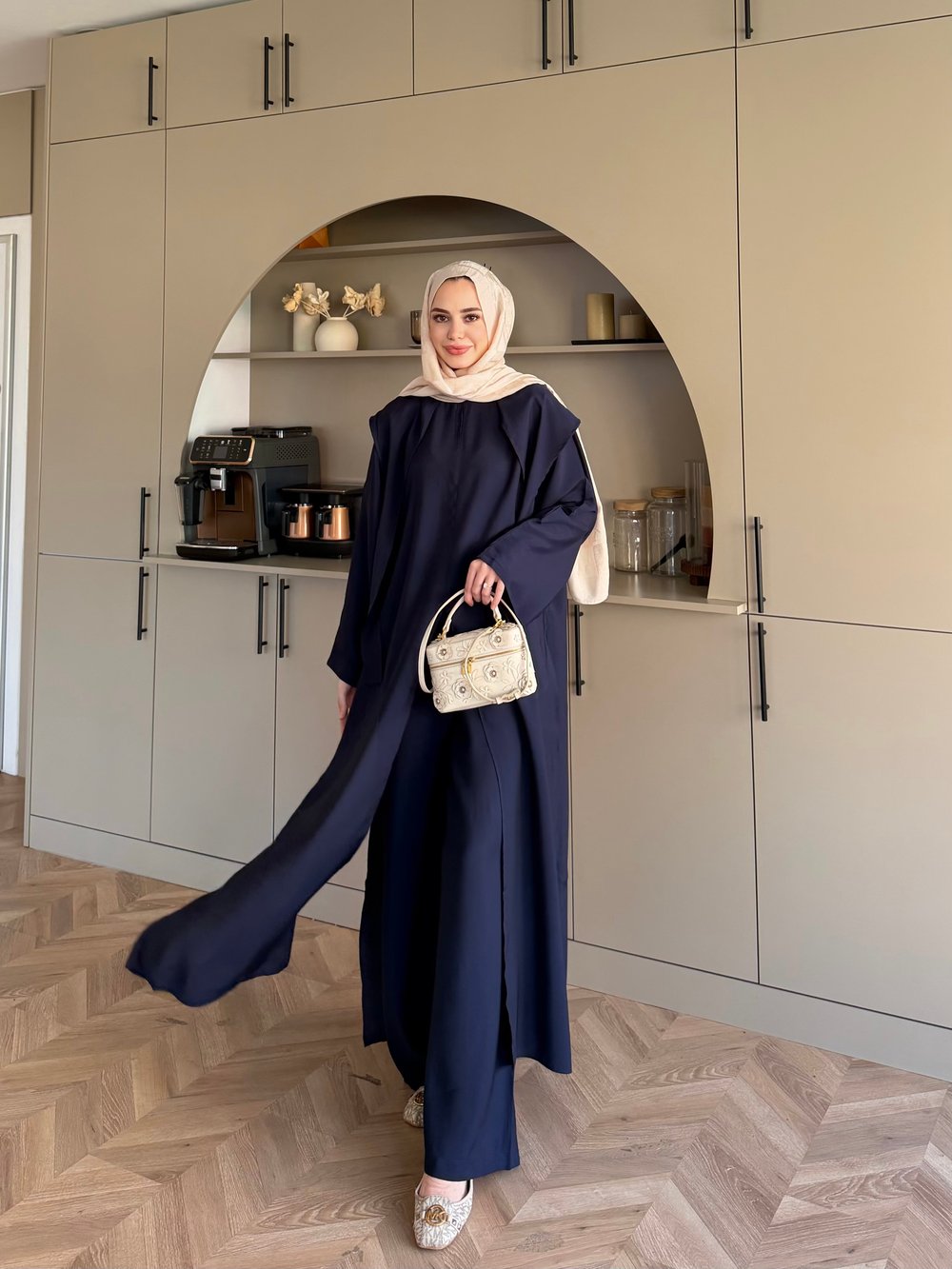 Zyra Omuz Şallı Yırtmaçlı Takım Lacivert (2361)