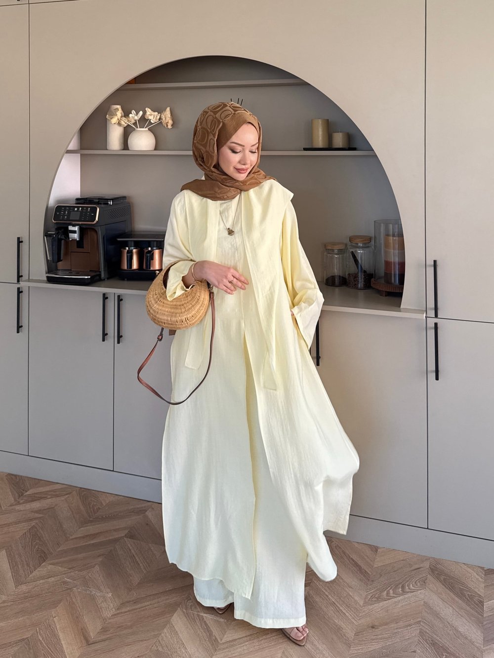 Zyra Omuz Şallı Yırtmaçlı Takım Sarı (2361)