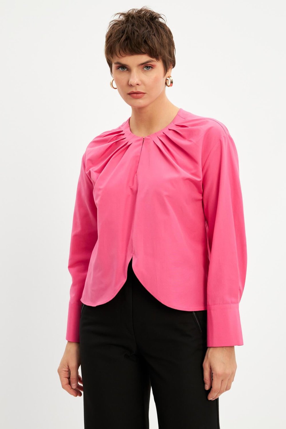 Pembe Pile Detaylı Bluz