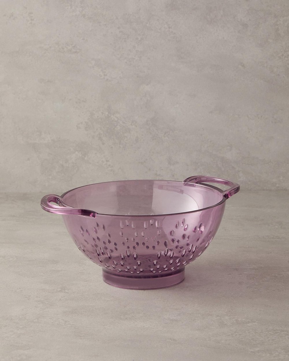Axel Acrylic Strainer 23.5 cm Damson