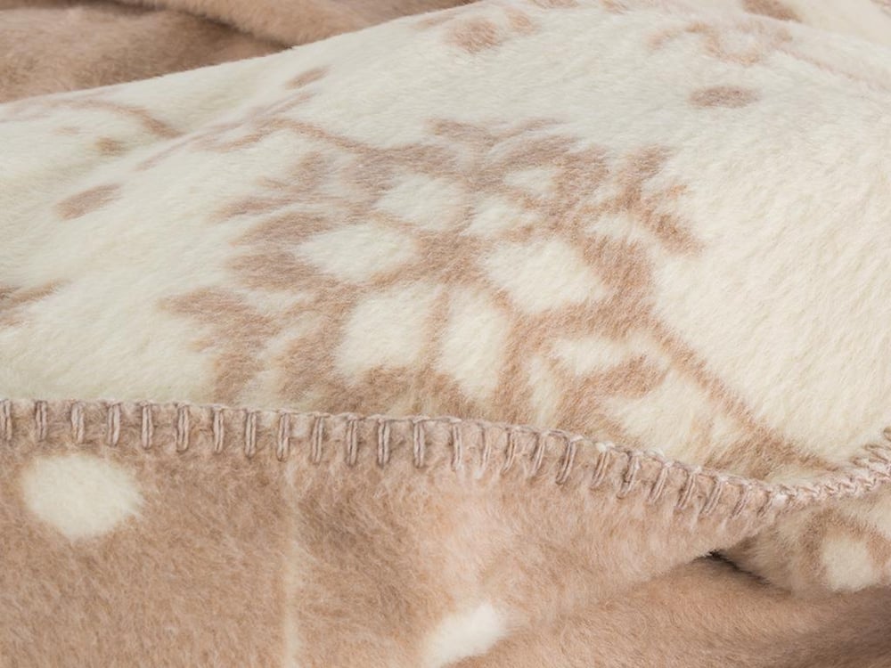 Bucuria cerbului Acril  PĂTURĂ TV 130x170 cm Beige