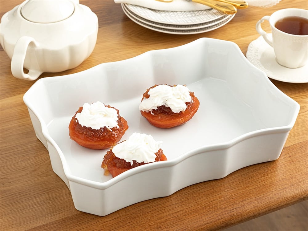 Classy Porcelain Oven Cover 34 cm White