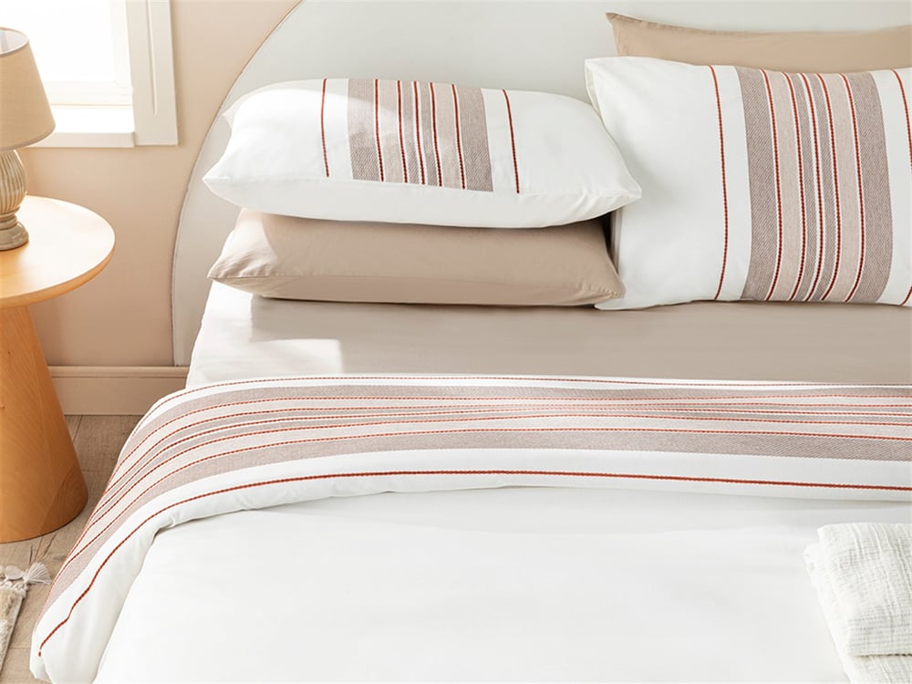 Cosy Lines Cu Fire De Chenille Vopsite King Size Set Lenjerie De Pat 240x220 cm Cafeniu - Cărămizi
