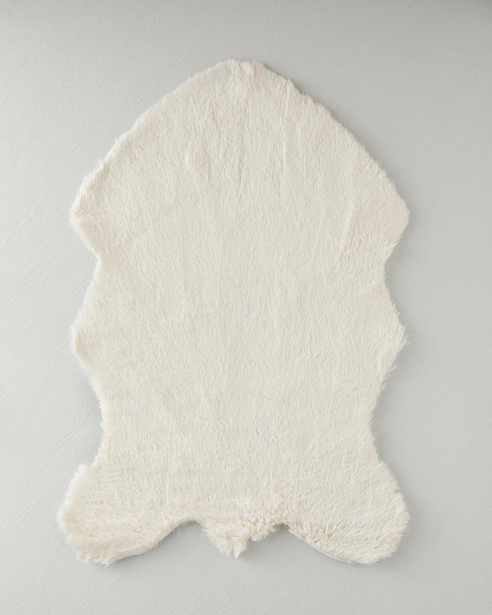 Covor blană artificială, Nebula, 90x60 cm, acril, crem