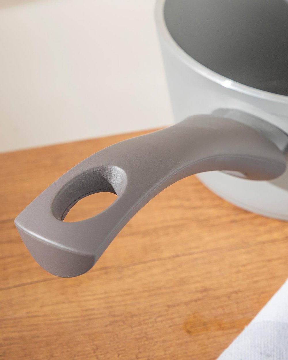 destul de Aluminiu Cratiță Sosuri 14 cm Gri