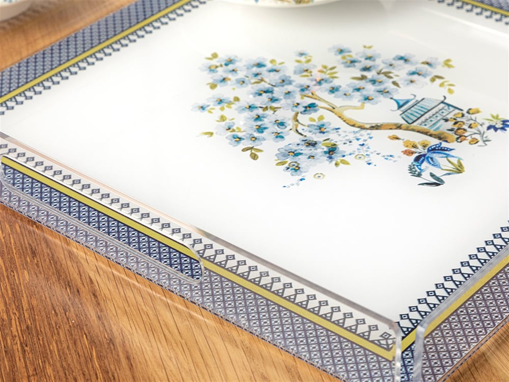 Hale Acrylic Square Tray 33x33 cm Transparent