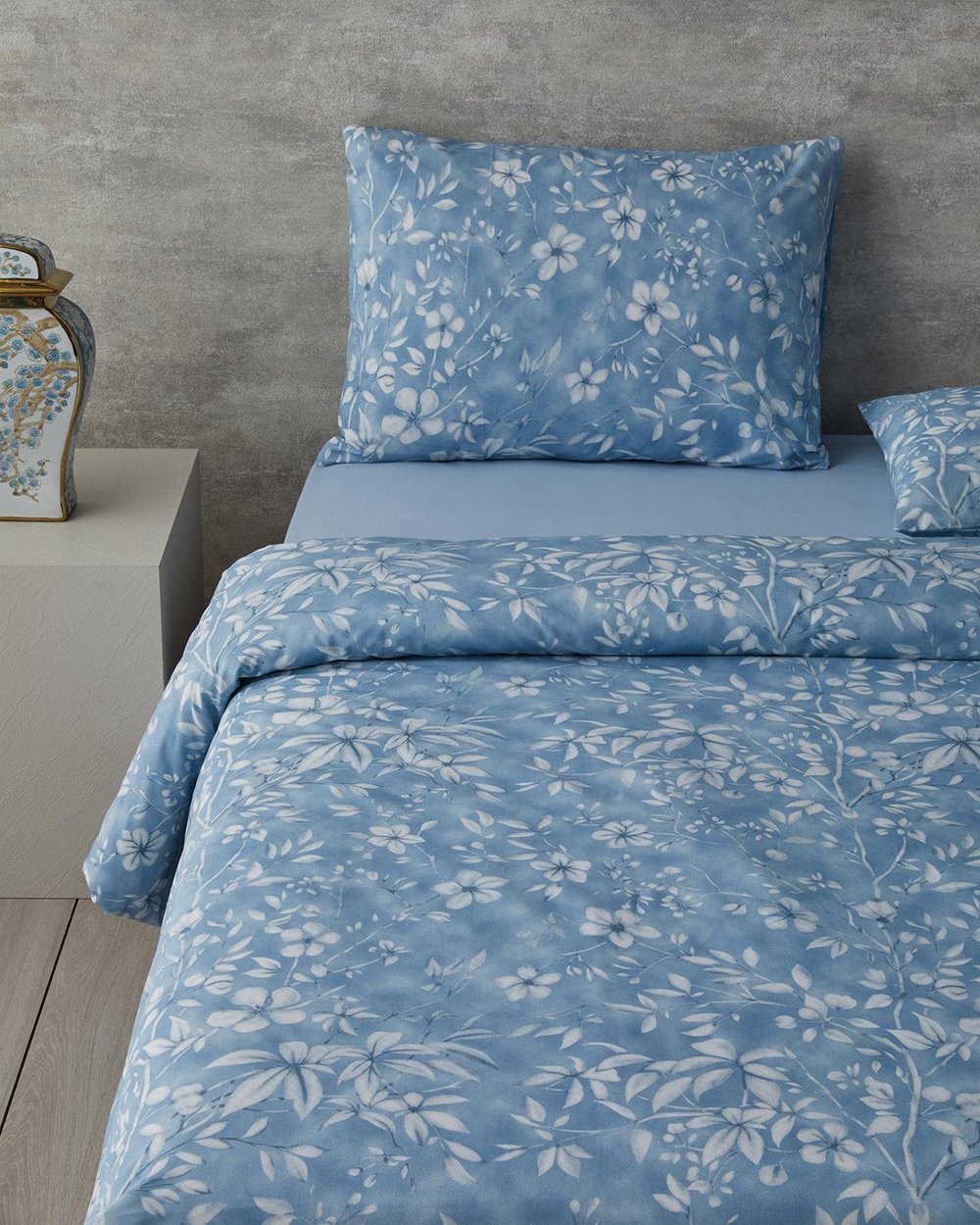 Ivy Flowers Ușor De Călcat Single Set Lenjerie De Pat 160x220 cm Albastru