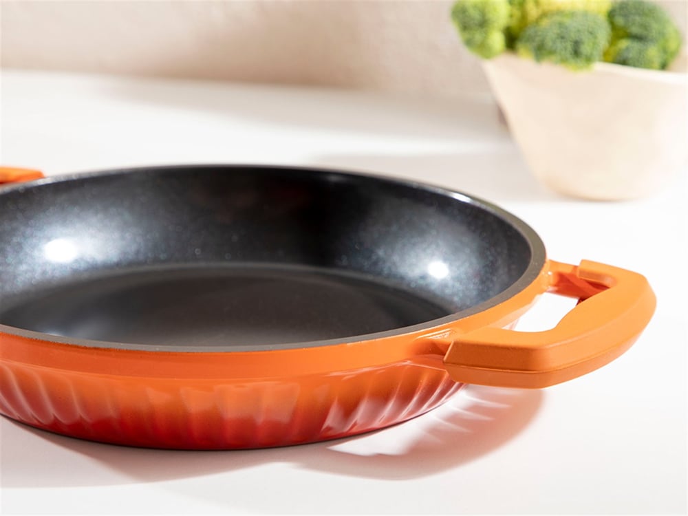 Master Cast Aluminum Casting Shallow Frying Pan 22 cm Orange,