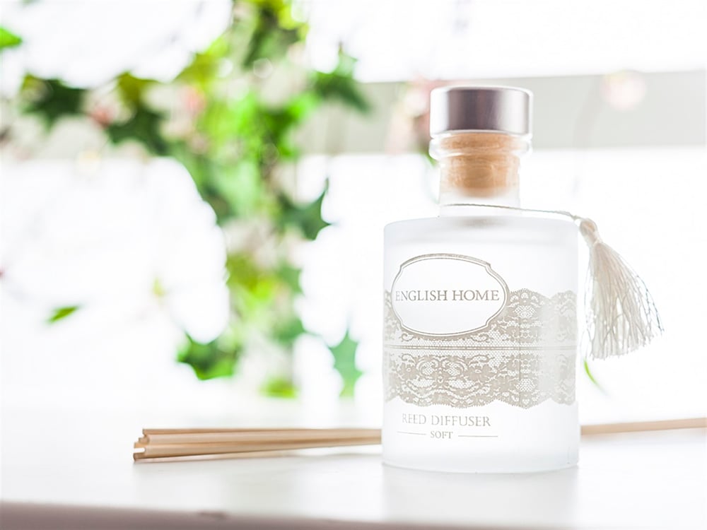 moale Parfum De Cameră Cu Bețișoare 100 ml .