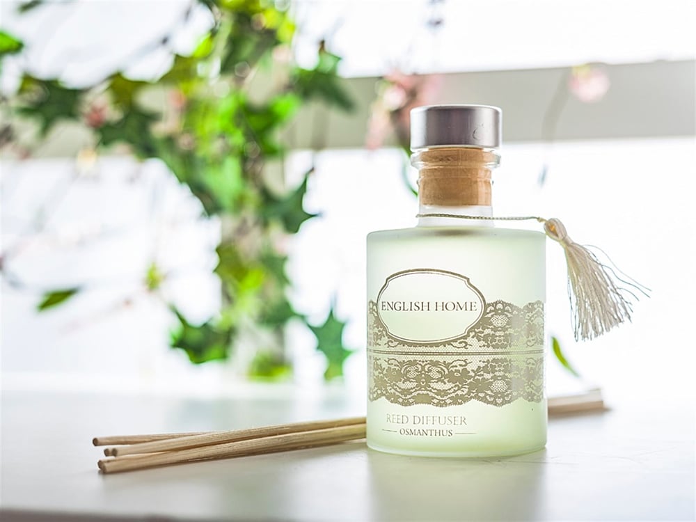 Osmantus Parfum De Cameră Cu Bețișoare 100 ml .
