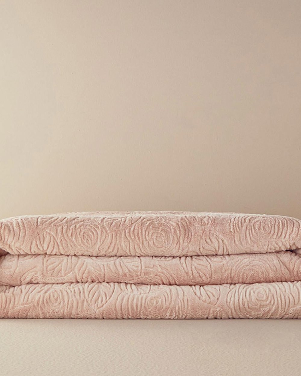 Shabby Rose Emboss Double Person Blanket 200x220 cm Powder