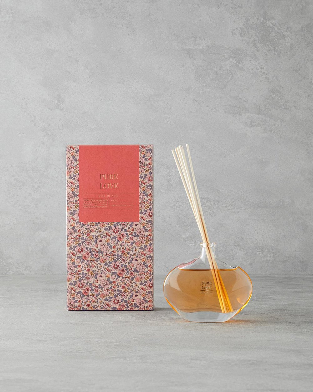 Parfum De Cameră Cu Bețișoare, Pure love, 100 ml, Aromă citric-florală cu note de ambră