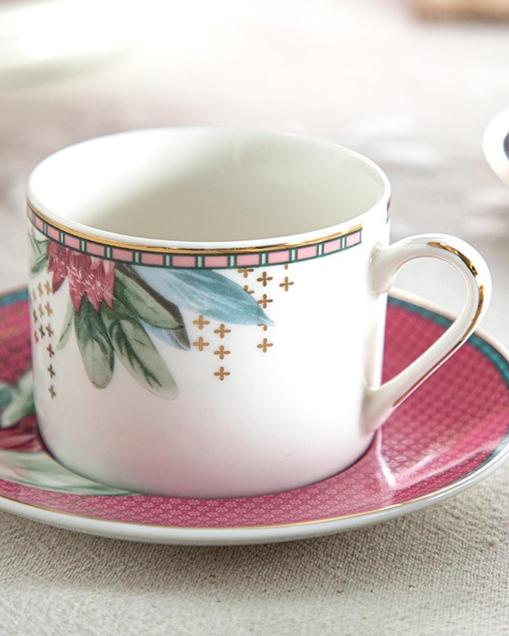 Protea New Bone China 4 Pieces 2 Servings Coffee Cup Set 80 ml Pink