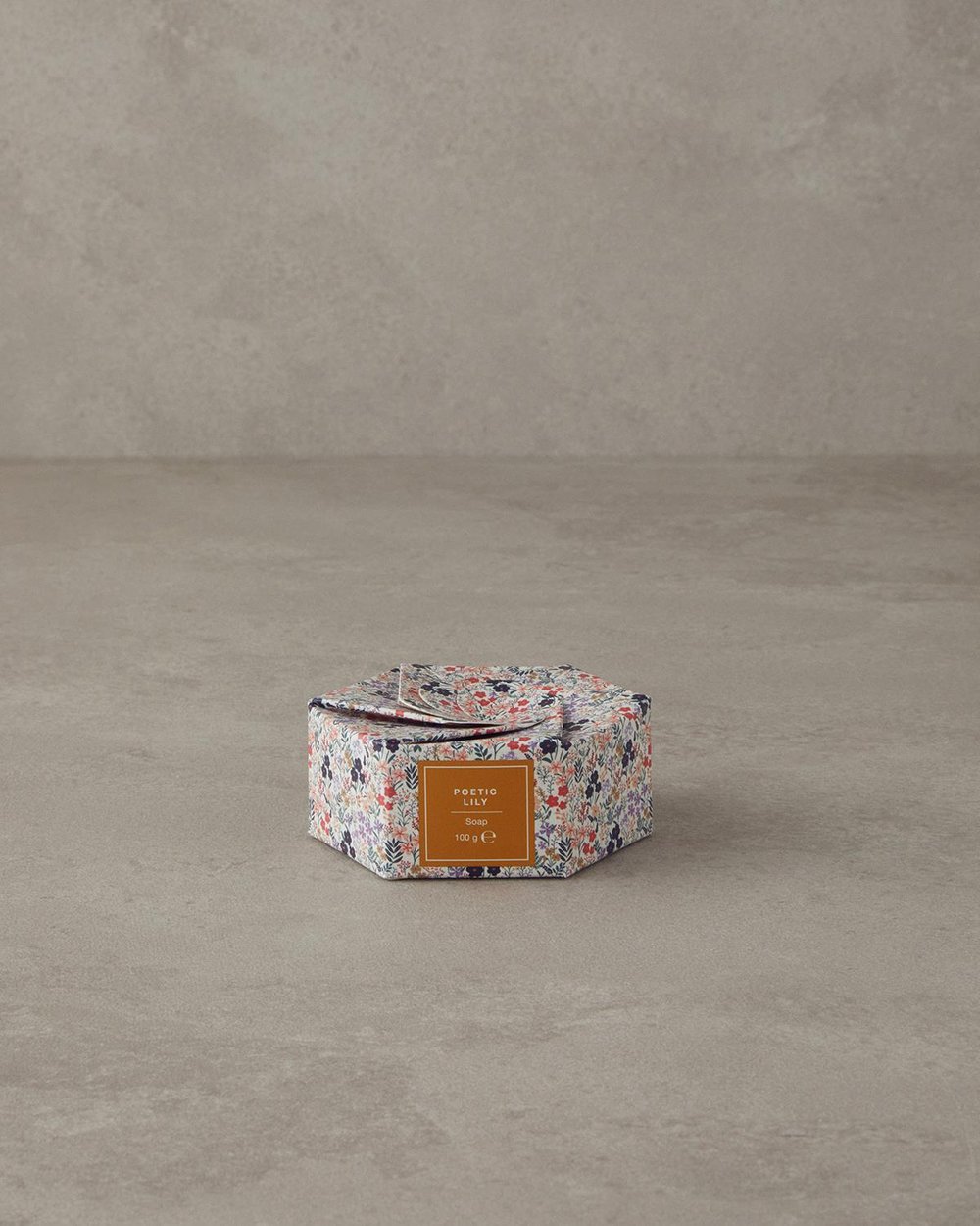 Sapun solid, Poetic Lily, 100 gr, transparent