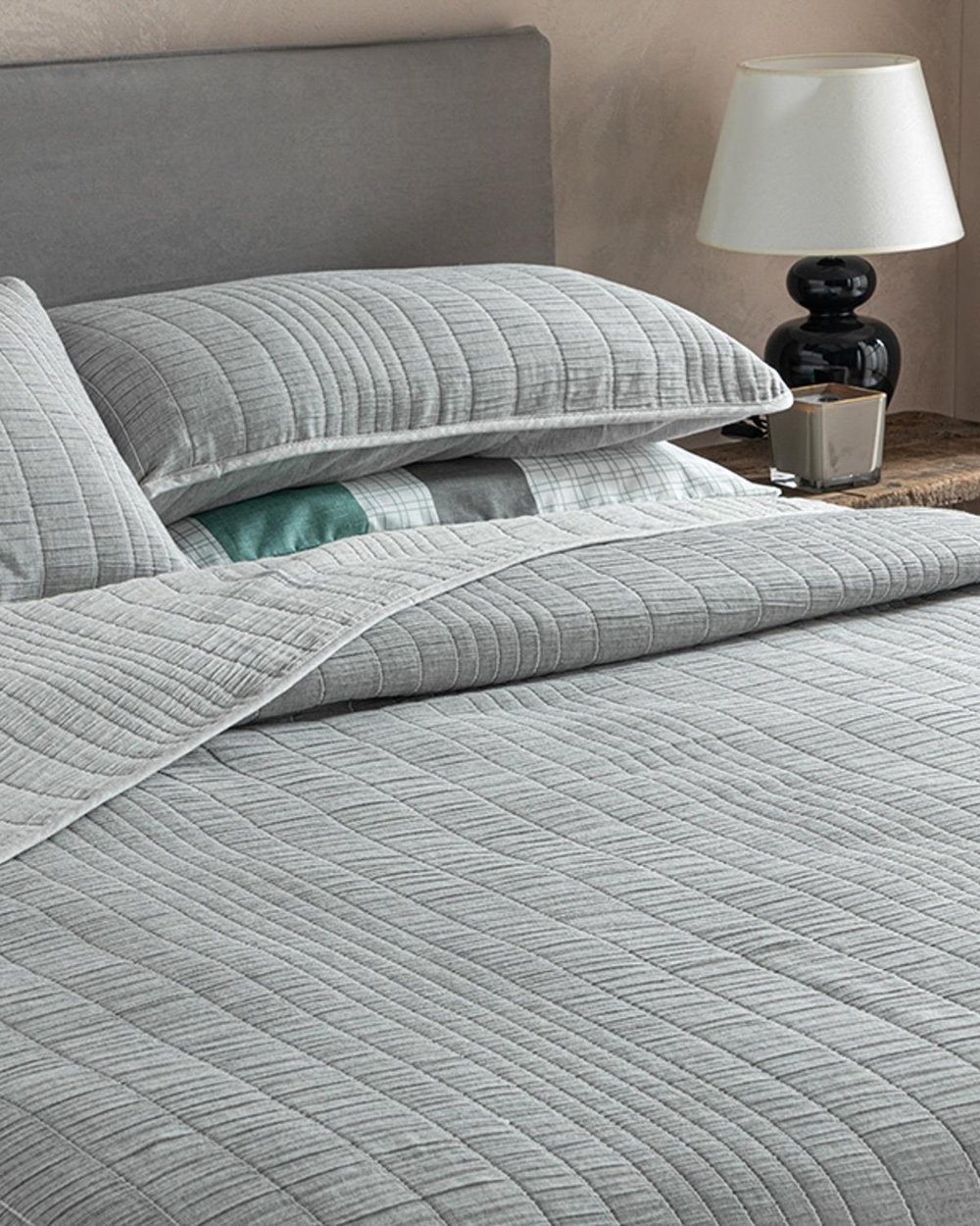 Set cuvertură pat cu fețe de pernă, King size, Cosy Rectangles, bumbac-poliester, 240x260 cm, gri