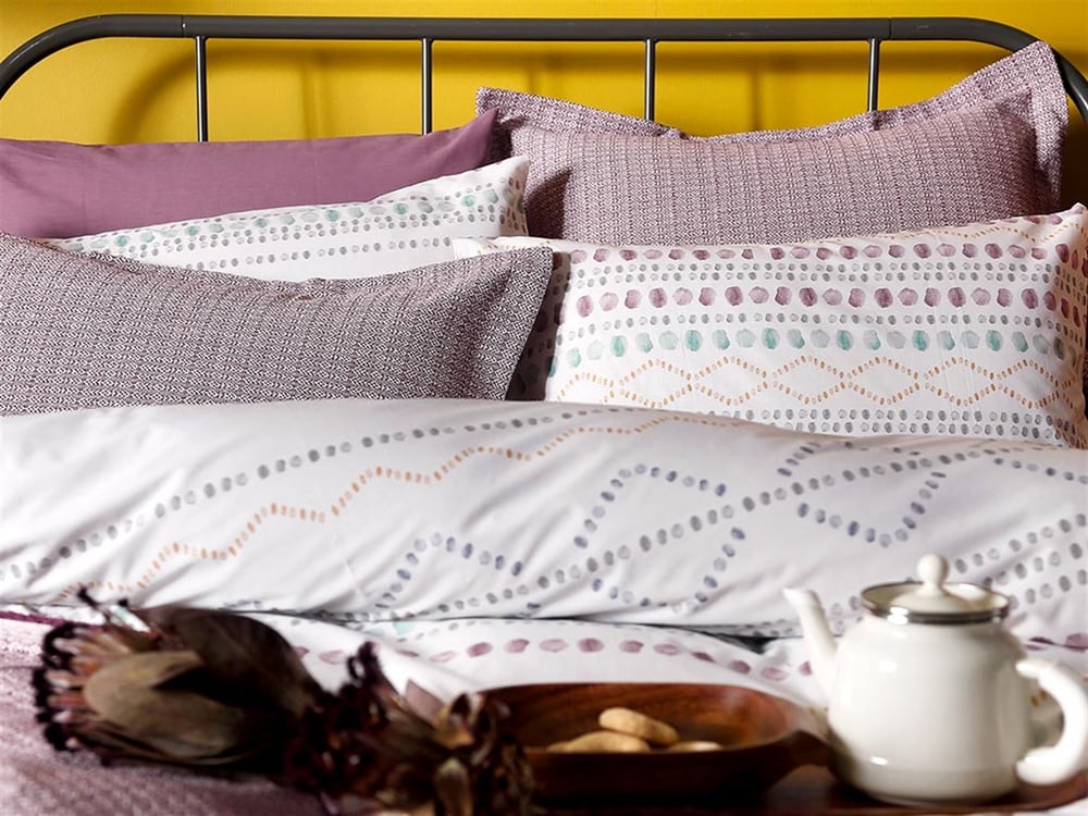 Simboluri etnice Cottony Double Person  SET LENJERIE DE PAT 200x220 cm Pink