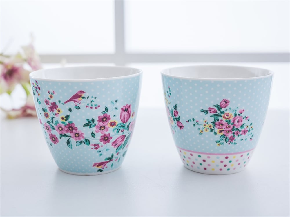 Tulip Bone China 4 Pcs icer And Liner . .
