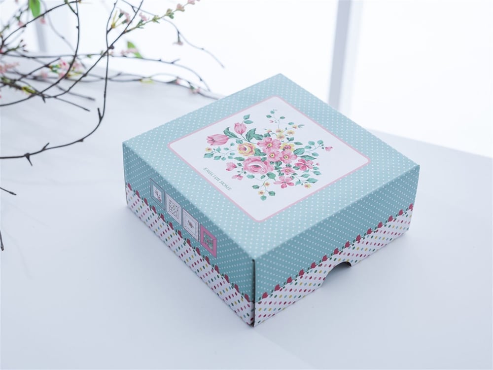 Tulip Bone China 4 Pcs Appetizers . .