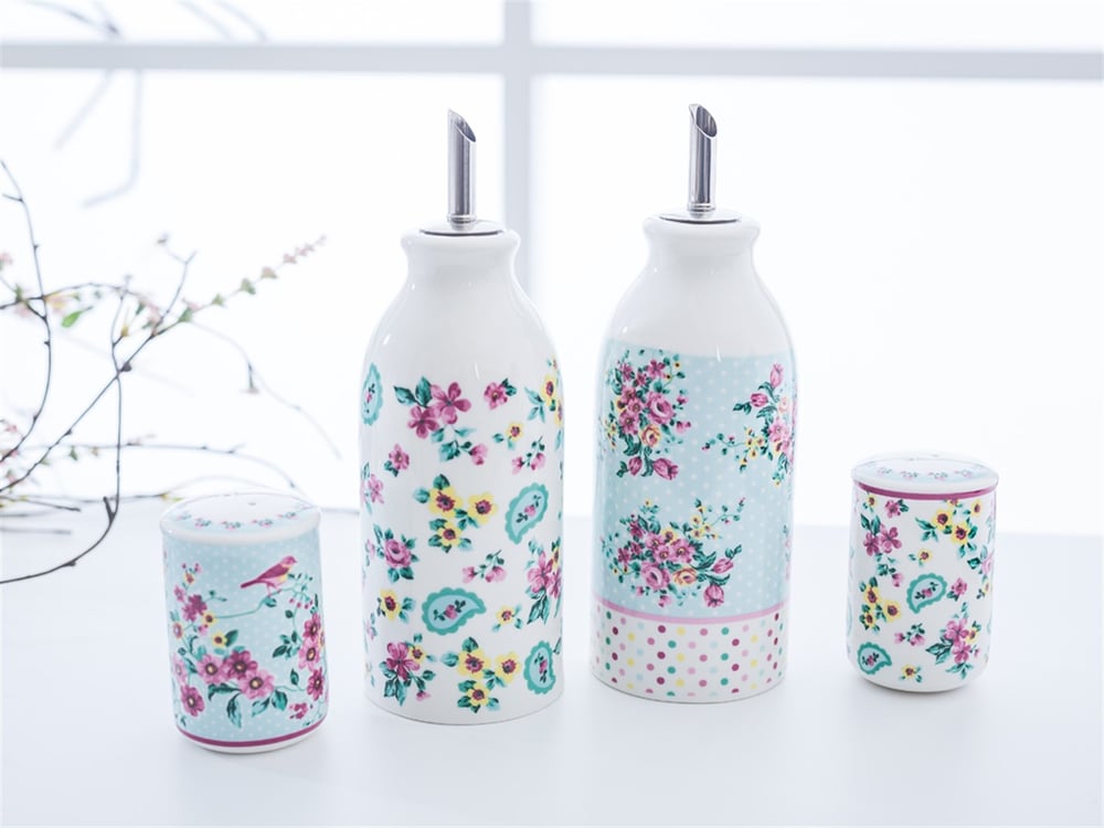 Tulip Bone China 4 Pcs Oil/Vinegar-Salt/Paper Cup . .