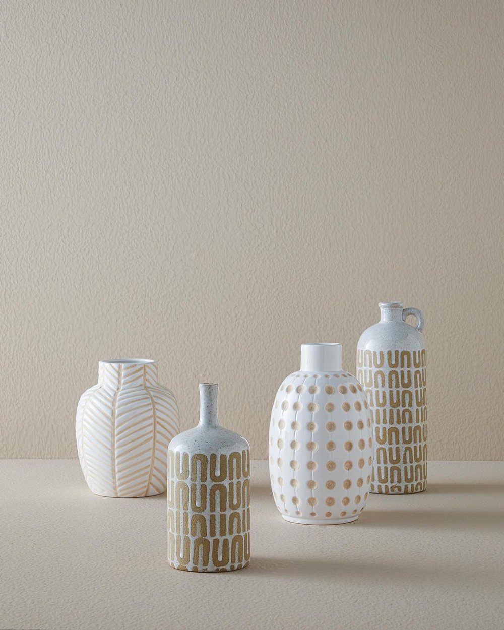 Spotty Dolomite Vase White