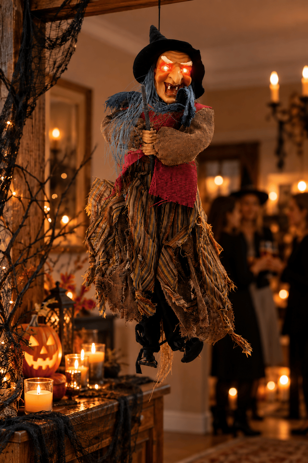 Halloween 55 Cm Sesli Işıklı Cadı Süsü Kırmızı LED Gözlü Asılabilir