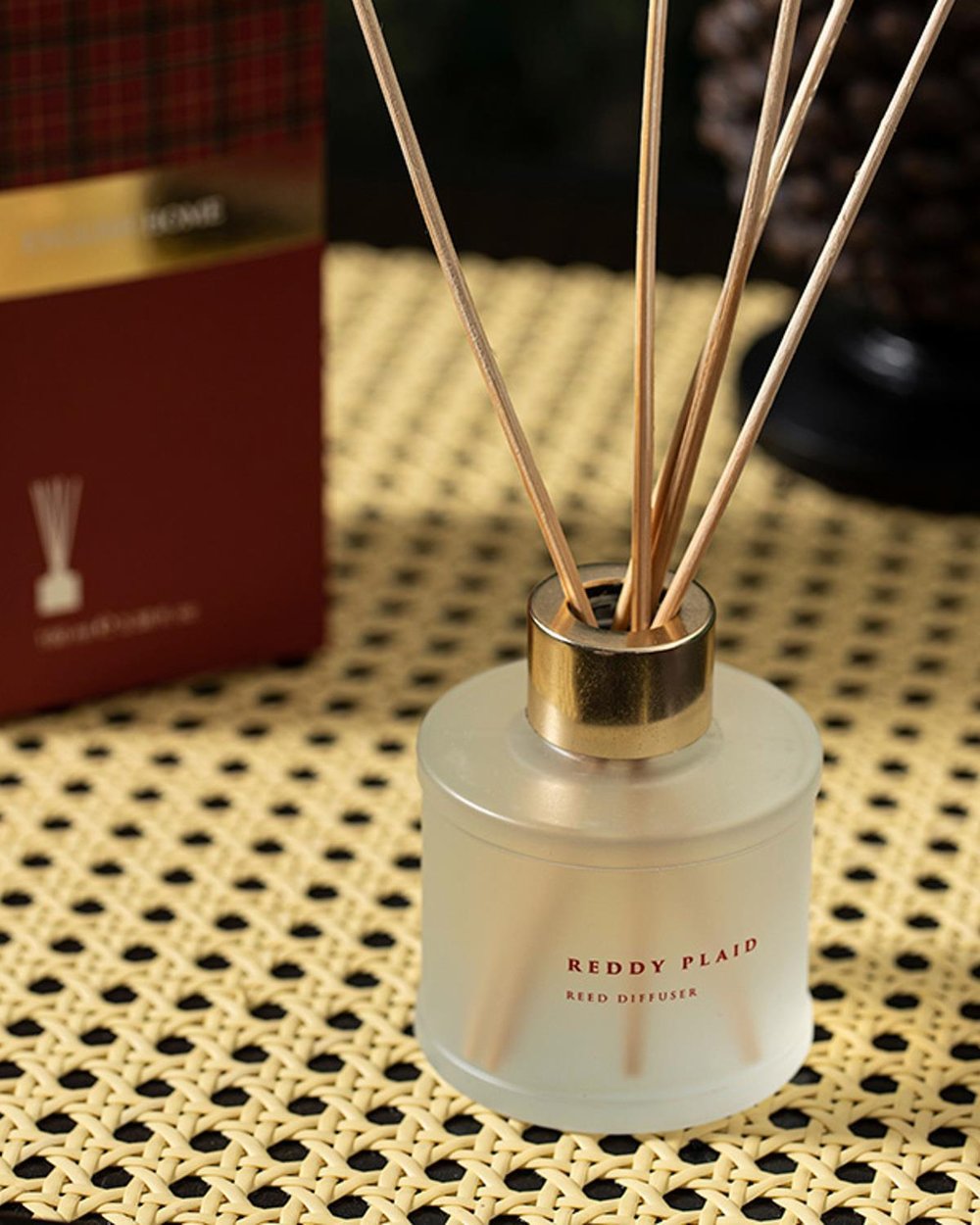Ароматна ПръчицаReddy Plaid , 100 Ml, Червено