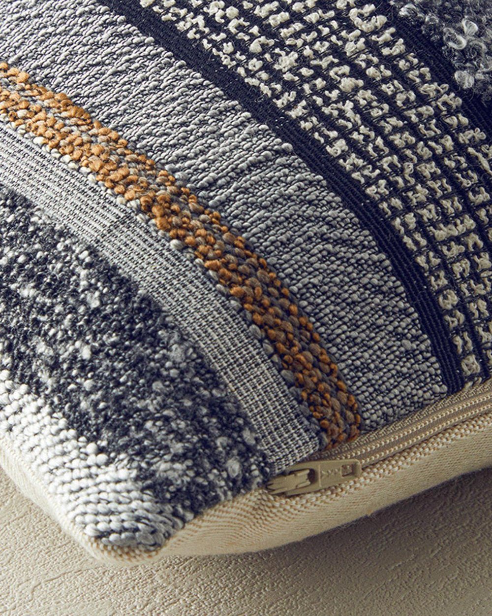Alder Toss Pillow Cover 35x55 cm Gray