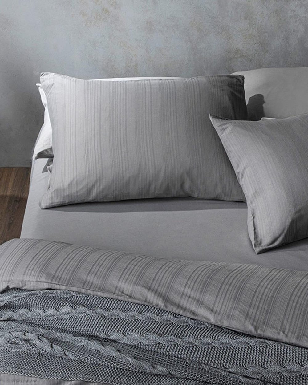 Aurora Спално Бельо Компле Super King Plus, Silky Touch, Сиво, 260 X 240 Cm