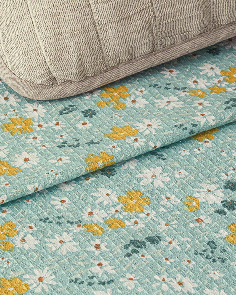 Chamomile Одеяло Пике Двоен С щампа 200x220 см Селадон
