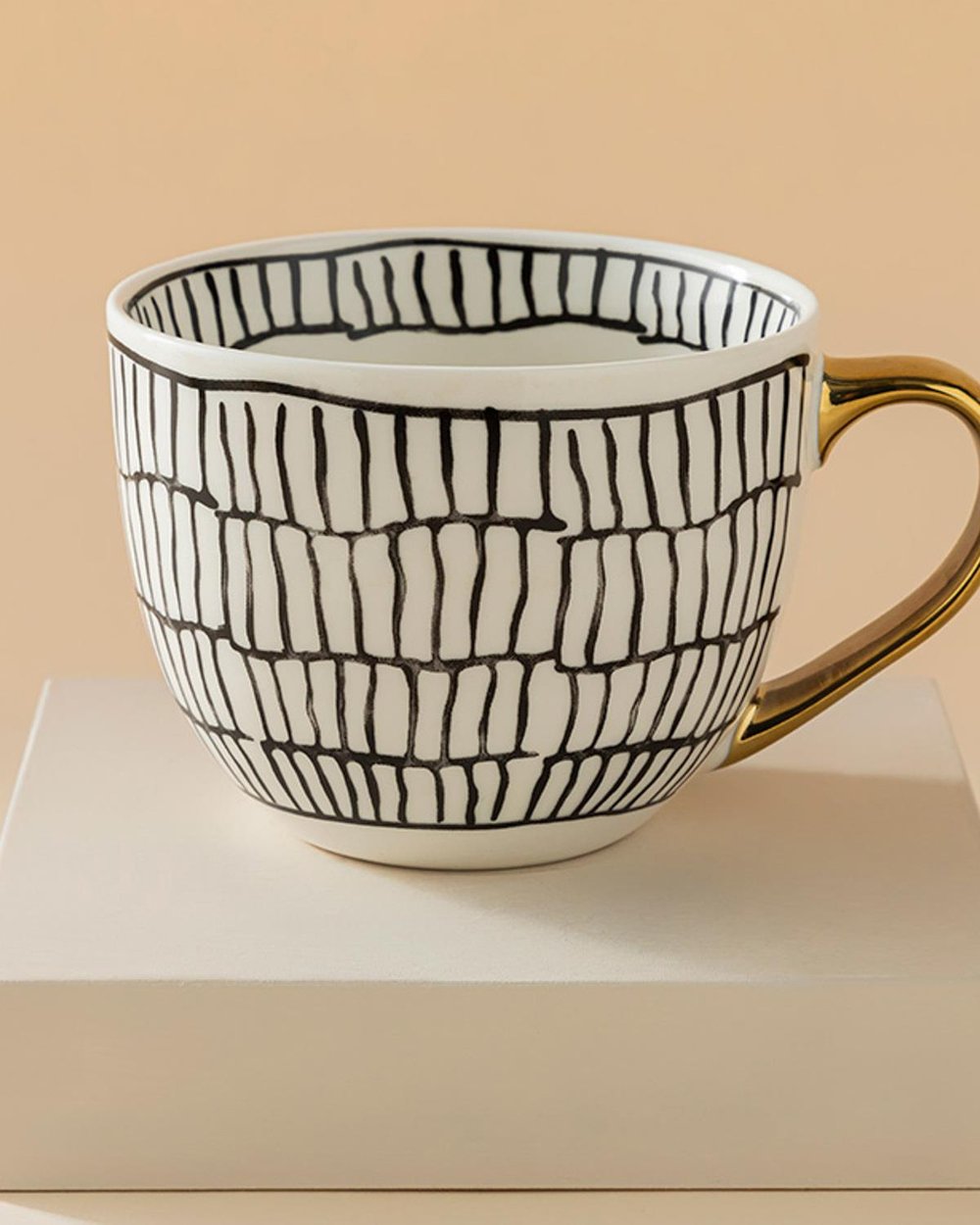 Chic Shine New Bone China Cup 450 ml Black