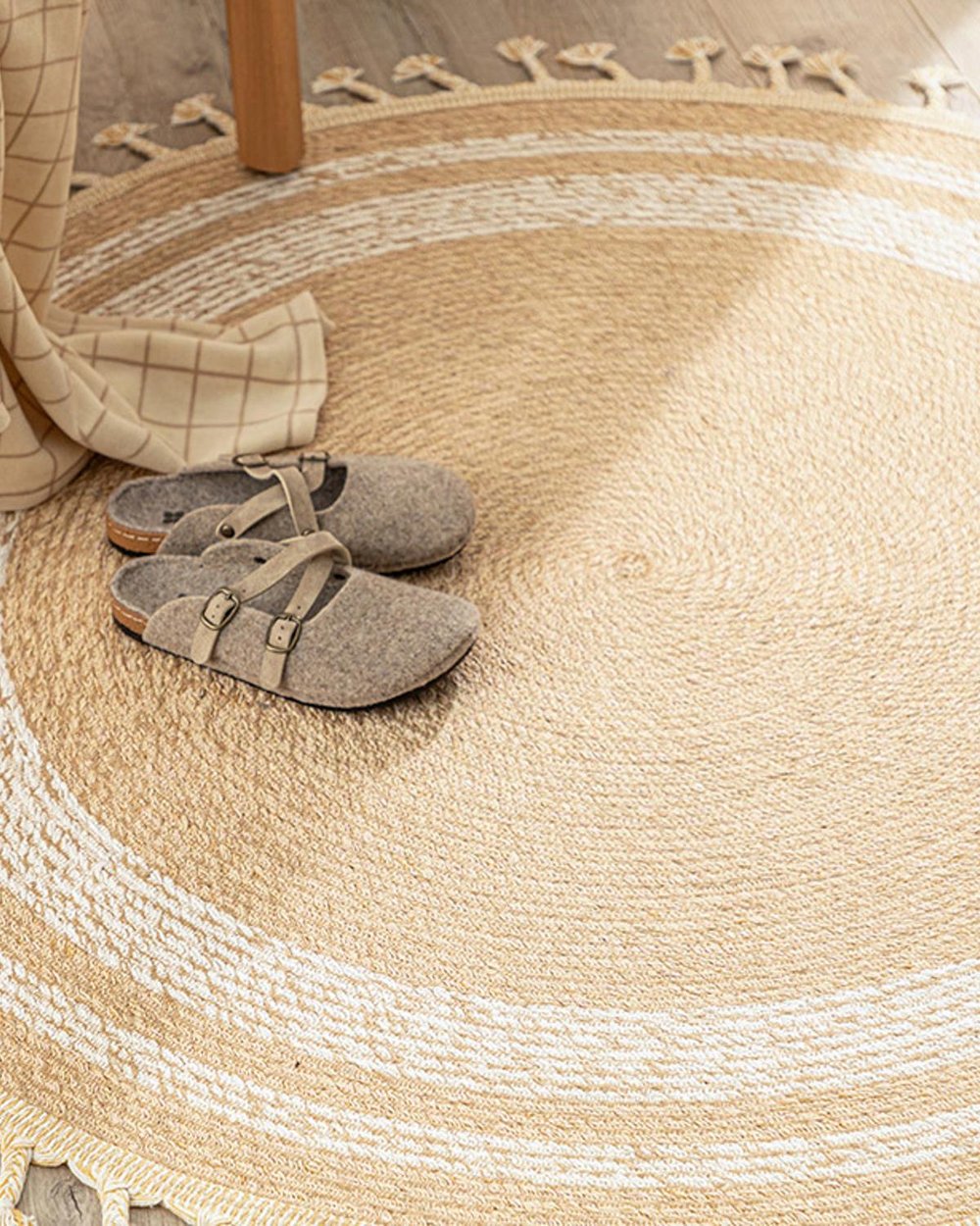 Circle Jute Decorative Jute Carpet 120 cm Natural-White