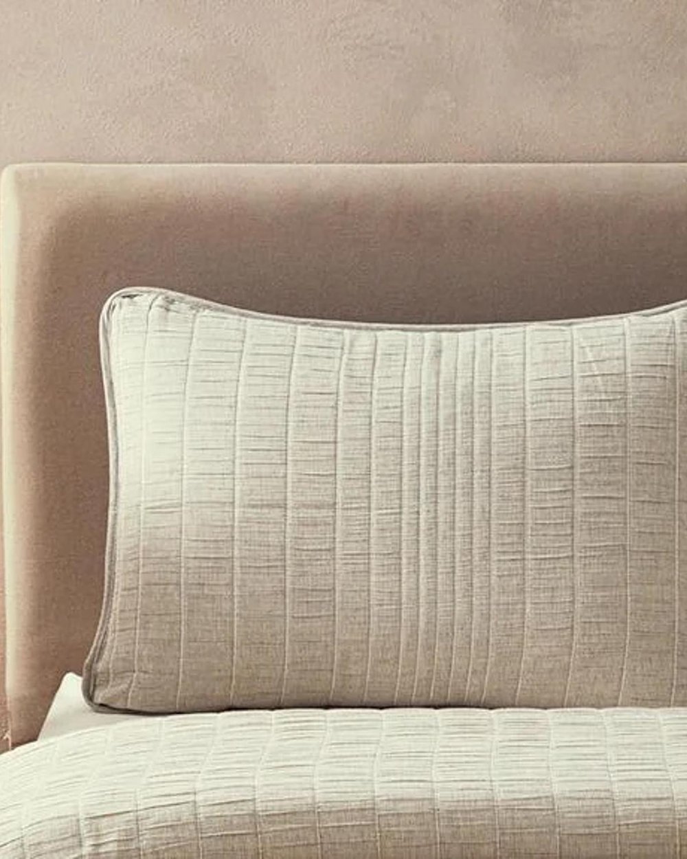 Cosy Rectangles Покривка За Легло Комплект Единичен Размер, Дамска Миди Нощница, Бежово-Крем, 160 X 240 Cm