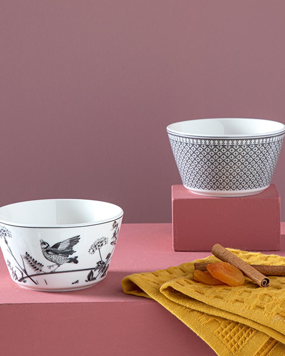 Dainty Beauty bone porcelain 2 Set Bowl 11 cm Black