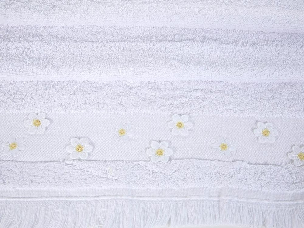 Daisy Garden ХАВЛИИ ЗА РЪЦЕ С ресни Бродирани 30x45 cm White