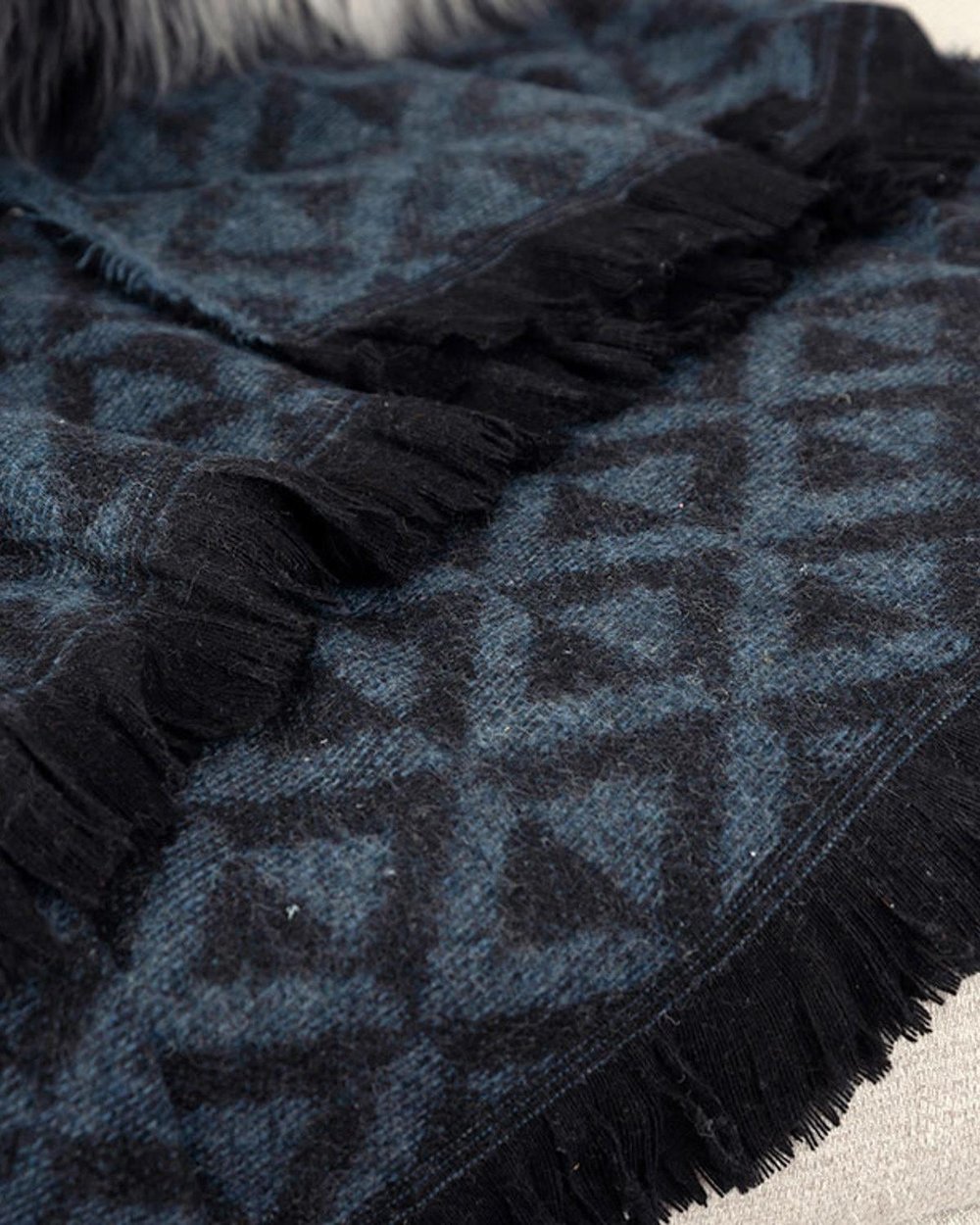 Dark Mono Acrylic Chair Shawl 130x170 cm Black-NavyBlue