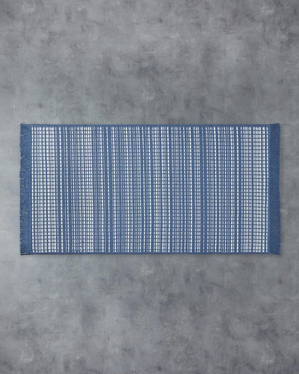 Бродерия с перфорация 80x150 cm Морскосин