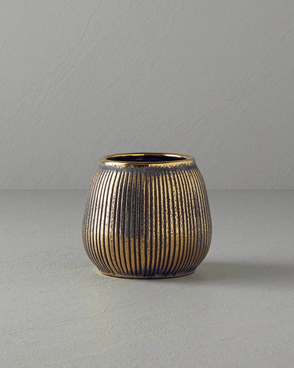 Goldy Ваза Каменна керамика 17x15 cm Златен
