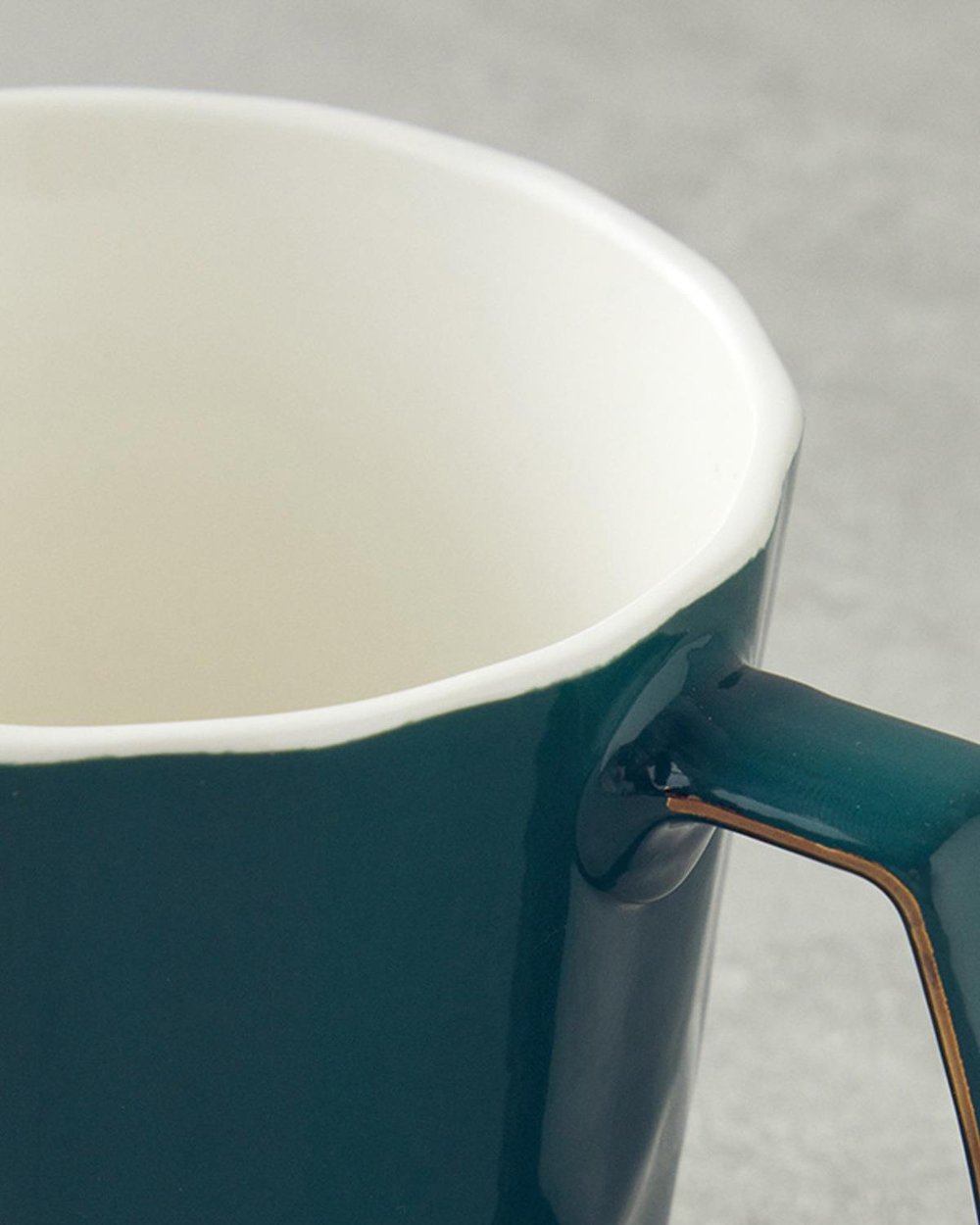 New Bone China Cup 350 ml Koyu Yeşil