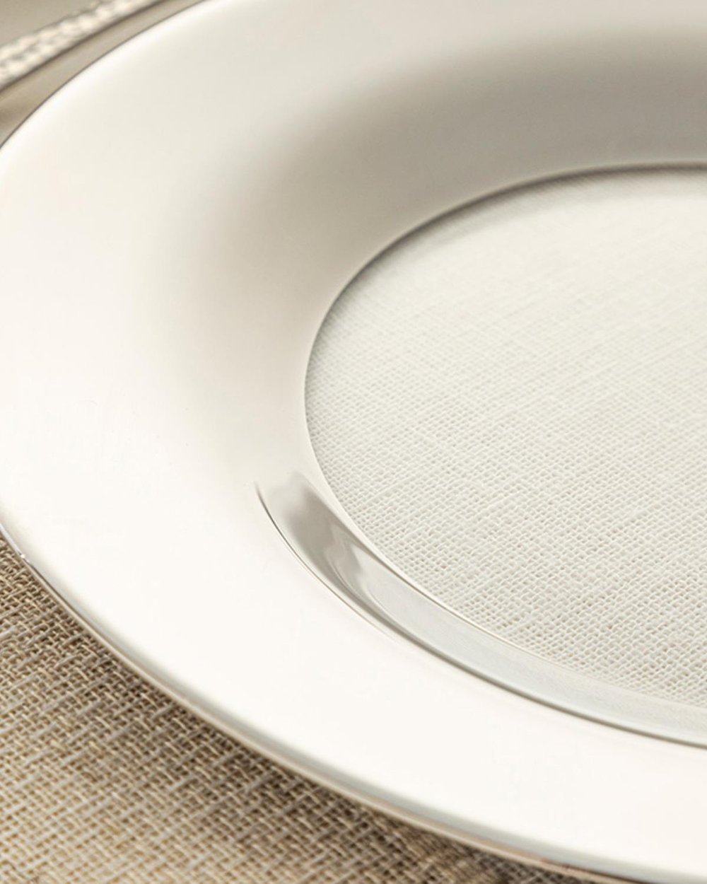 Jade Glass Cake Plate 19 cm Silver.