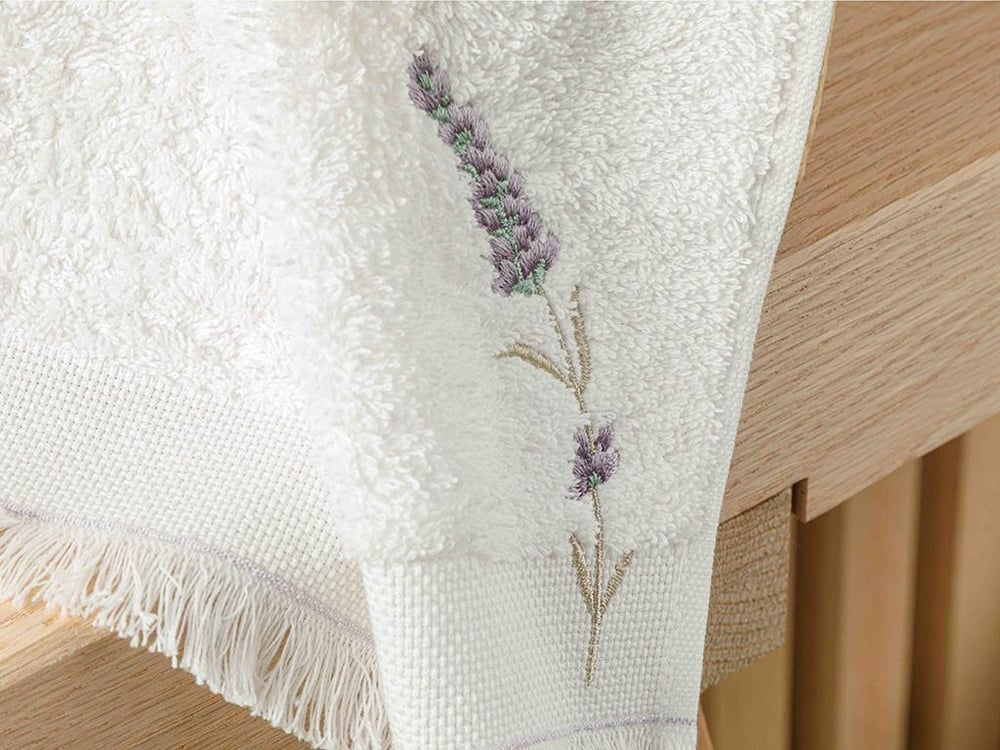 Lavender ХАВЛИИ ЗА РЪЦЕ Бродирани 30x45 cm Ecru