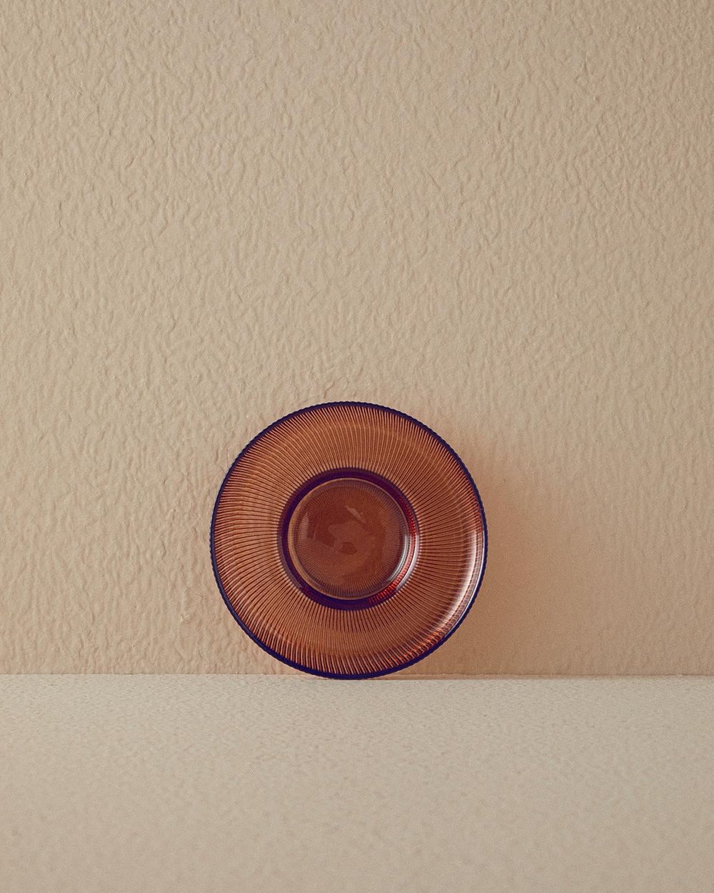 Luke Glass Tea Plate 12 cm Brown.
