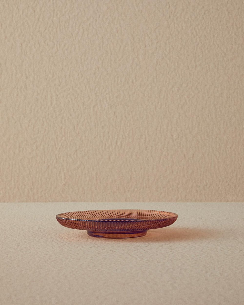 Luke Glass Tea Plate 12 cm Brown.